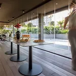 酒店 阿文尼达酒店 3*