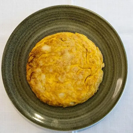 호텔 Avenida 아 코루냐