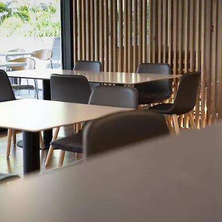 Avenida Hotel