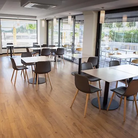 Avenida Hotell A Coruña