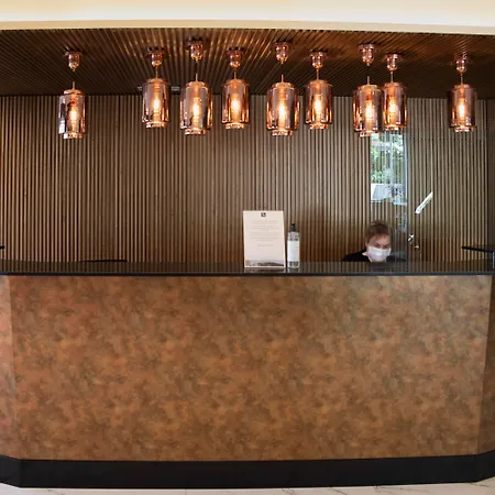 Hotel Avenida 3*