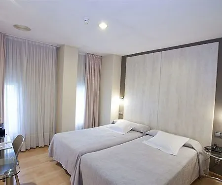 Hotel Avenida 3*