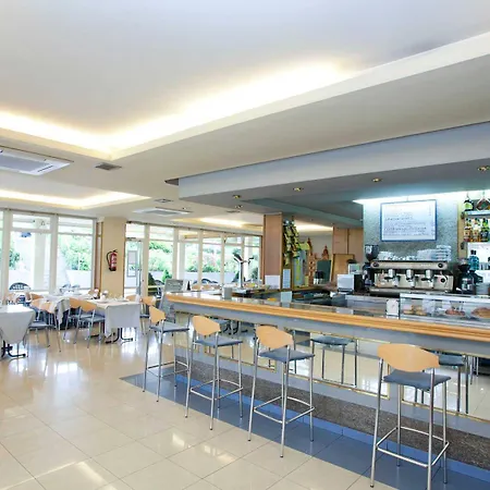 Hotel Avenida 3*