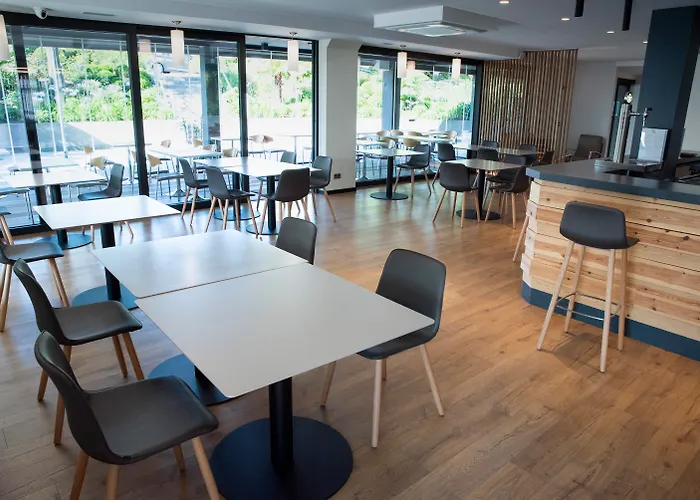 ホテル アベニダ