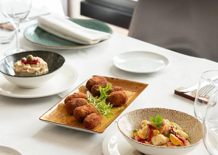 Avenida Hotel La Coruña